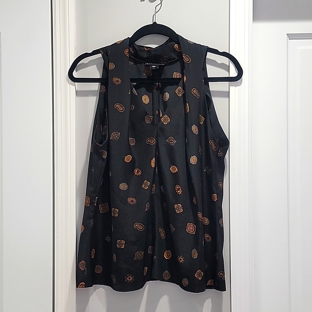 Metaphor Overlapping Shoulder Blouse